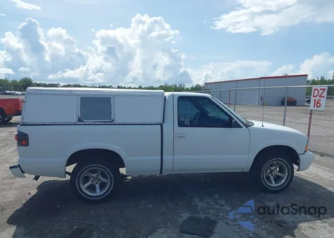2002 GMC Sonoma Sl из США, поврежденный, VIN 1GTCS14W028174053
